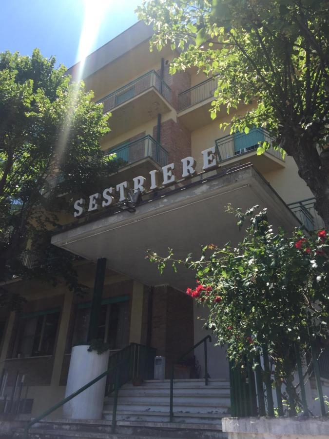Hotel Sestriere Chianciano Terme Exterior photo